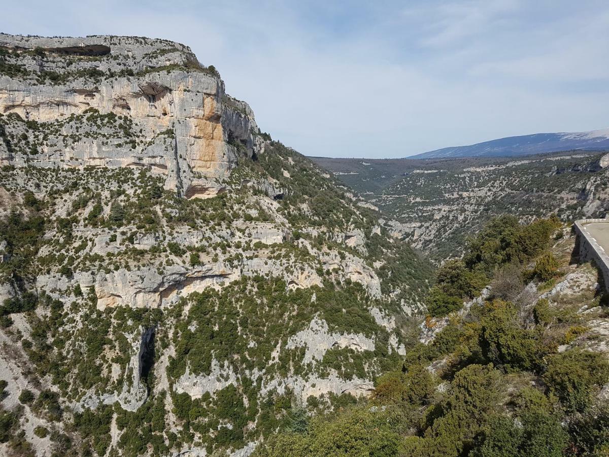 Chambre Pour Cyclistes Au Mt Ventoux Le Barroux Kültér fotó